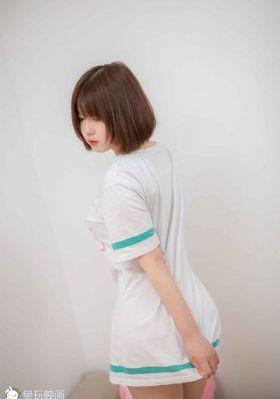 男同桌脱我内内玩我全身_HD日本电影在线